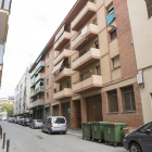 Els fets van ocórrer al tercer pis del número 11 del carrer Girona de Balaguer.