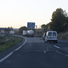 Los parcheos son continuos en todo el trayecto de la autovía desde Lleida a Barcelona.