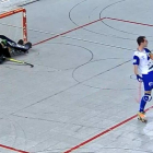 Andreu Tompas celebra el 1-2, conseguido al transformar un penalti.