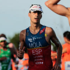 Mario Mola revalida el título de campeón del mundo de triatlón