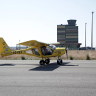 Las avionetas de la Volta a Catalunya fueron protagonistas ayer en el aeropuerto Lleida-Alguaire.