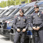 Salva i David, agents de l’Àrea Regional de Recursos Operatius dels Mossos a la comissaria de Lleida.