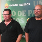 El responsable de temporeros de UP, Ramon Comes, y Salomó Torres.