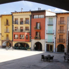 Plaça, carreró i passeig