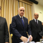 El exministro Jorge Fernández-Díaz el pasado 5 de abril, en la comisión de investigación.