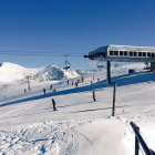 Baqueira estrena la temporada de esquí en Lleida con 30 kilómetros de pistas y hasta medio metro de nieve