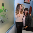 Lorena y Mariví Chacón ayer en los estudios de Lleida TV.