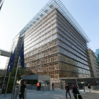 La seu del Consell Europeu després d'evacuar l'edifici a Brussel·les.