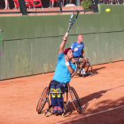A la imatge, la parella Siscar-Moreno, que es va adjudicar la victòria al torneig de dobles.
