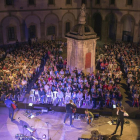 Un moment del concert que va oferir el grup Blaumut ahir a la Universitat de Cervera.