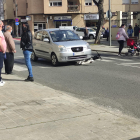Herida la conductora de un patinete al ser atropellada por un vehículo en Lleida