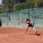 La tenista lleidatana Núria Pérez, en una acció de la jornada d’ahir.