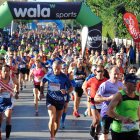 La carrera de larga distancia de la Mitja Marató de Mollerussa, con 21 kilómetros de recorrido, reunió a cerca de 800 atletas.
