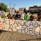 Cassolada de protesta per paralitzar les obres de la planta d’Ossó de Sió