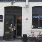 Los emblemáticos "coffeeshops" pierden espacio en Holanda