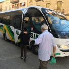 Quatre passatgers van pujar a Tàrrega a aquest autobús.