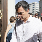 Pedro Sánchez ayer a su llegada al Congreso.