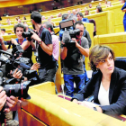 La vicepresidenta del gobierno Soraya Saéz de Santamaría en el salón de plenos del Senado.
