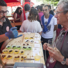 La gastronomia també és molt present en aquesta fira, que reuneix centenars de persones al passeig del Sió d’Agramunt.