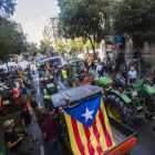 Concentración de miles de payeses por las calles de Barcelona