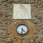 Rellotges a l'església de Sant Joan Baptista de Riu de Cerdanya.