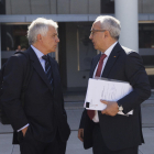 El president del COE, Alejandro Blanco, a la dreta, ahir amb Juan Antonio Samaranch.