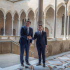 Pere Aragonès y Margaritis Schinas en el Palau de la Generalitat.