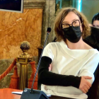 La diputada de la CUP Eulàlia Reguant, escuchando a su abogado durante el juicio por desobediencia en el Tribunal Supremo, en una imagen extraída de señal institucional.