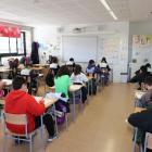 Imatge d'arxiu d'alumnes de Primària d'un col·legi de Lleida, durant les proves de nivell de les competències bàsiques.