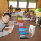 Alguns dels participants en els tallers infantils ahir al Museu Trepat de Tàrrega.