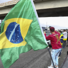 Tall de carreteres de camioners com a protesta després de la derrota de Jair Bolsonaro.