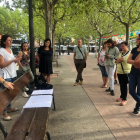Reunió de l’alcaldessa amb veïns i comerciants de la plaça.