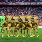 El once inicial azulgrana en el último encuentro liguero, contra el Sevilla.