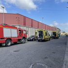 Al lugar del accidente de ayer acudieron Bomberos, SEM, Mossos d’Esquadra y Policía Local.