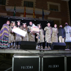 Un grupo de cavernícolas gana el concurso de disfraces de Mequinensa 
