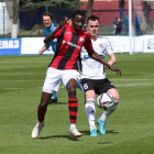 Musa Isah durant un partit amb el Belshina.