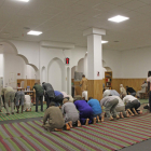 Imagen de uno de los rezos en la mezquita el pasado martes. 