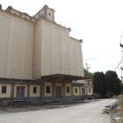 Imagen de uno de los antiguos silos que será demolido para construir el albergue.