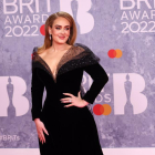 La cantante Adele se llevó el martes los 3 mejores Brit Awards.
