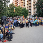 Concentració ahir dels Cantaires de Ponent a la plaça Europa.