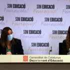 La secretaria general del Departament d'Educació, Patrícia Gomà, y la responsable de los programas intersectoriales de Salud Pública en la infancia y la adolescencia, Laia Asso.