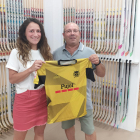 Maria Figuerola, nova jugadora del Vila-sana, amb el president, Ramon Porta.