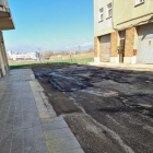 Imatge de l’estat de l’asfalt al carrer Astúries.