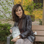 La escritora leridana Marta Alòs ya tiene nuevo título para Sant Jordi, la novela romántica ‘Sense data’.