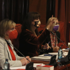 La presidenta del Parlament, Laura Borràs, amb les vicepresidentes Alba Vergés i Assumpta Escarp, a l'inici de la Junta de Portaveus.