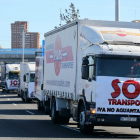 Una marcha de transportistas el pasado diciembre en Madrid alertando de su situación. 