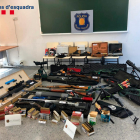 Imatge de l'arsenal d'armes trobat al domicili de l'home detingut per voler matar el president del govern espanyol.