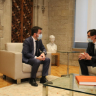 Pere Aragonès i Salvador Illa durant la reunió que van mantenir ahir al Palau de la Generalitat.