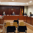 La Sala de la Audiencia de Lleida, sin el acusado.
