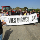 Cortan durante 4 horas la carretera de Granyena de les Garrigues en el Cogul para reclamar el Eix Transversal de Ponent